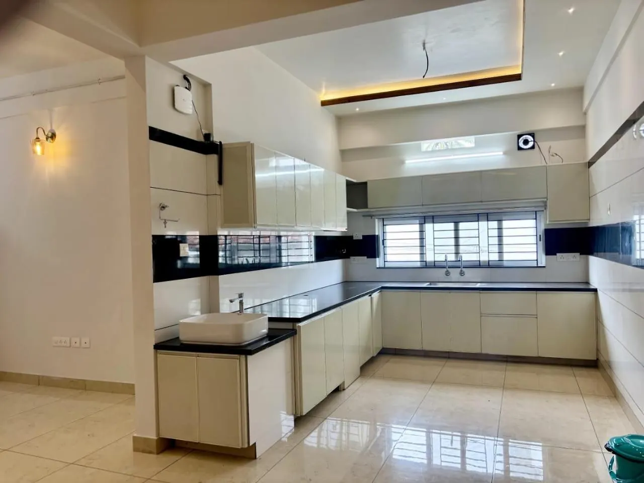 Nestora Suites Kozhikode 0*,  Hindistan